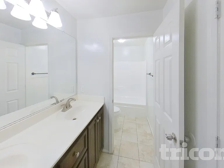 44 S Greenfield Rd — Photo 13