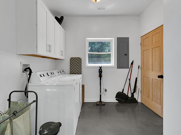 30th image of 232 Covenant Ln