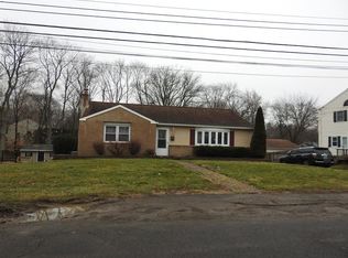 1419 Lake Rd, Feasterville Trevose, PA 19053