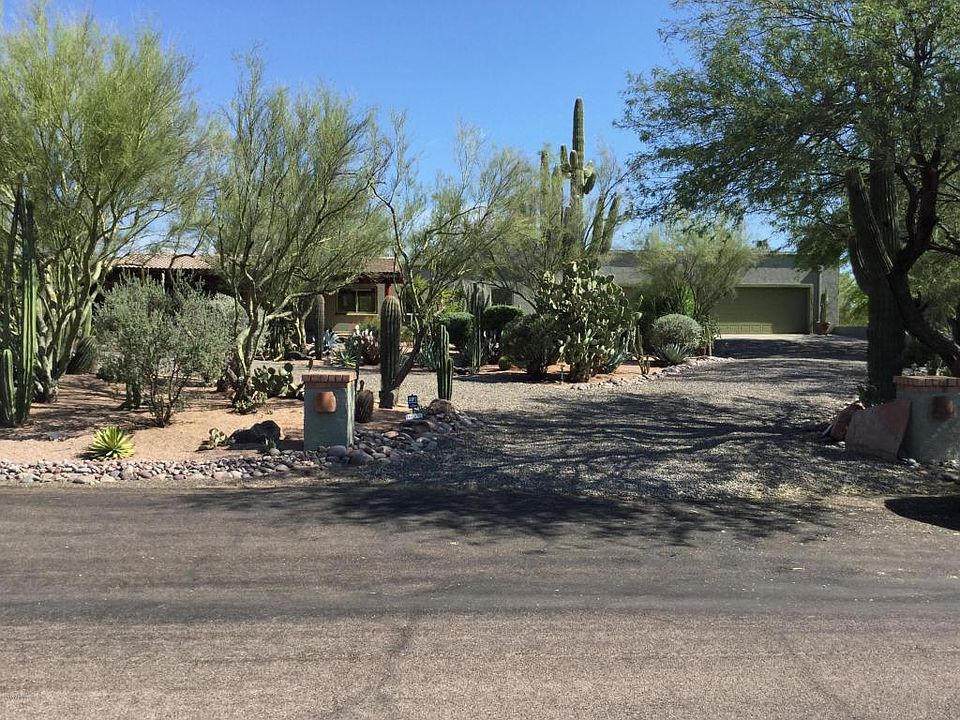 1st image of 5021 E Calle Del Sol