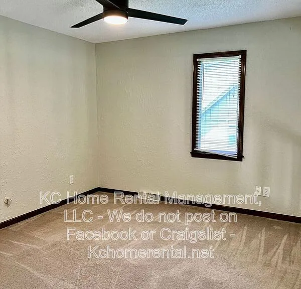 3868 SW Harbor Dr — Photo 27