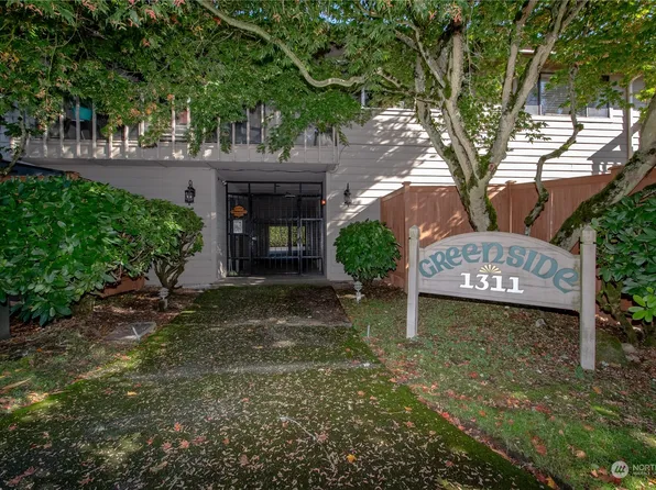 1311 N Highlands Parkway #2, Tacoma, WA 98406