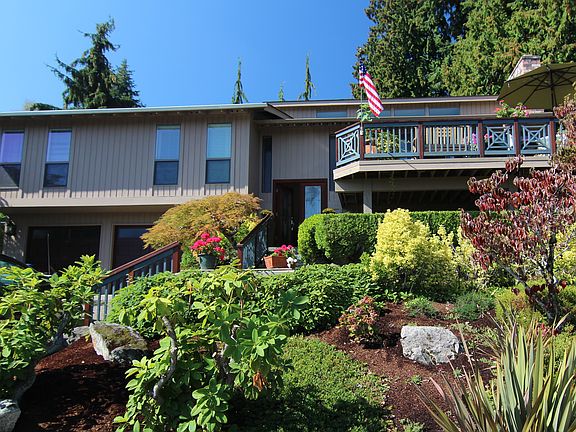 2nd image of 1633 185th Ave NE