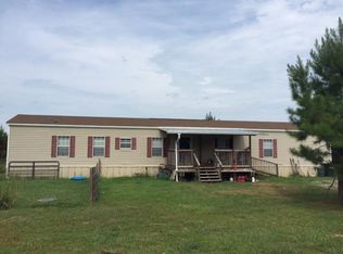 12 Acorn Ln, Lumberton, MS 39455