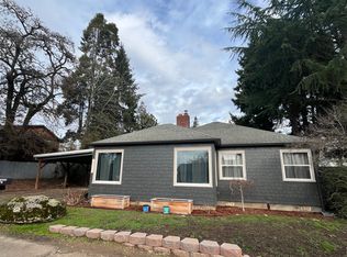 18320 Dickerson Ln, Gladstone, OR 97027