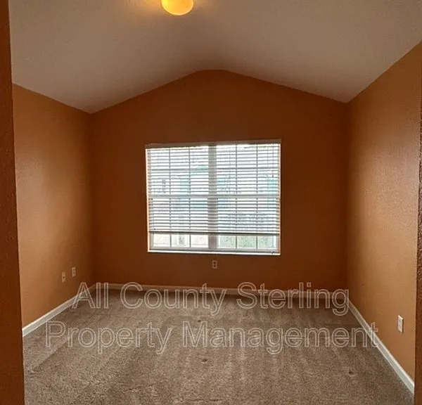 5052 Hawkstone Dr — Photo 15