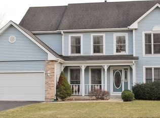 337 Bell Dr, Cary, IL 60013