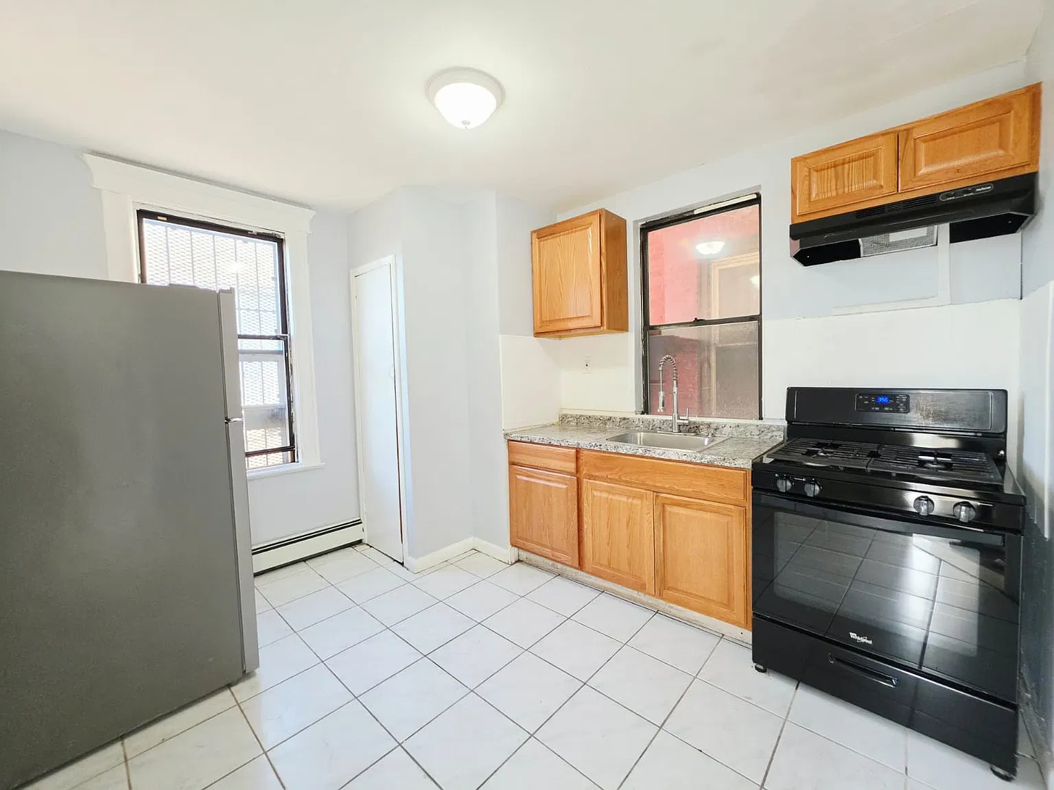 1 bed, 650 sqft, $1,600 — Photo 1