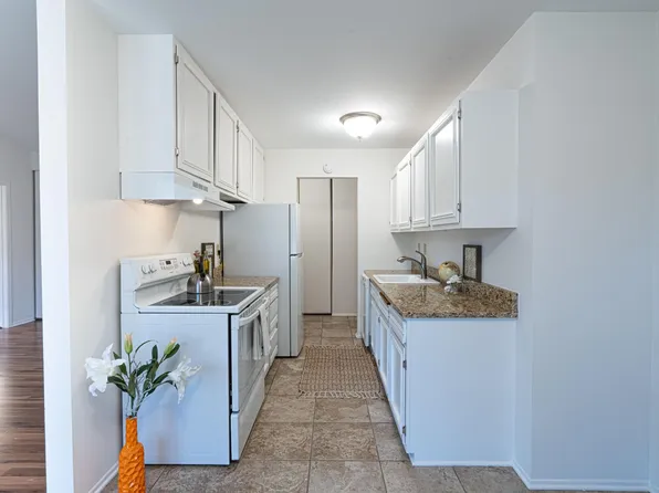 4548 Cedar Lake Rd S APT 6, Minneapolis, MN 55416