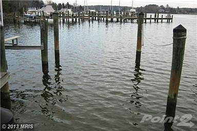  SLIP 3 PIER F INCLUDED