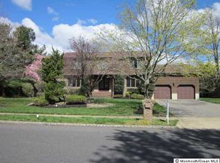 44 W Canadian Woods Rd, Marlboro, NJ 07746