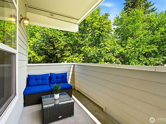 4th image of 19412 48th Avenue W #208