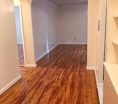 4th image of 88-05 153rd St #4