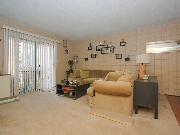 4th image of 221 Ringwood Ave APT A-16