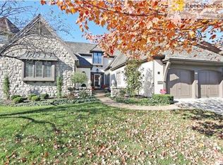 36 Coventry Ct, Prairie Village, KS 66208