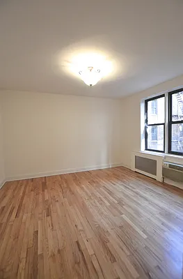Rented by City Connections Realty | media 19