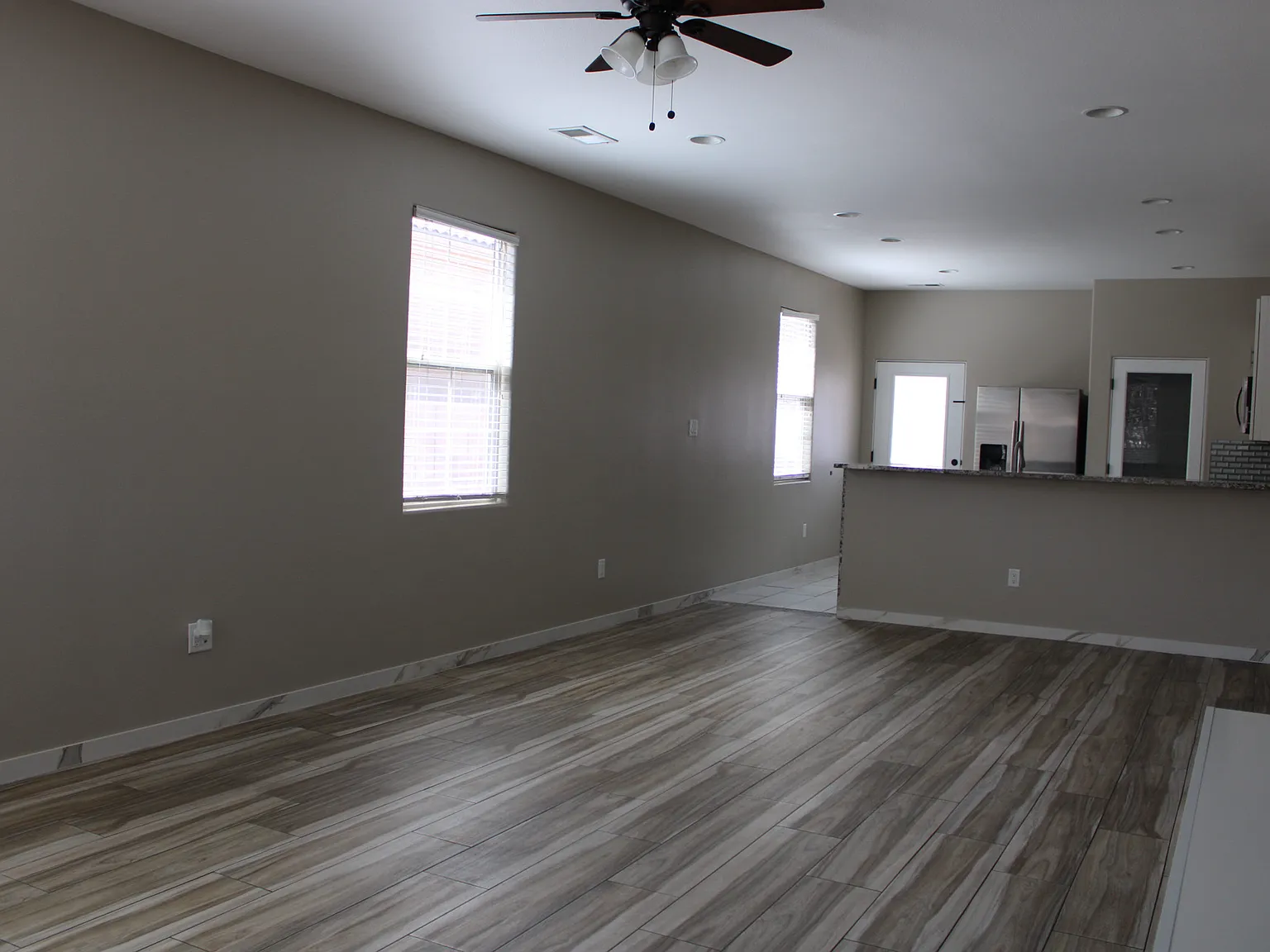 3 bed, 2124 sqft, $2,800 — Photo 3