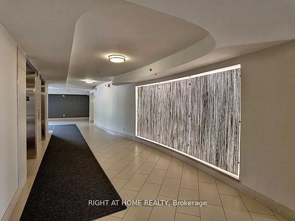 1 bed, $2,300 — Photo 4