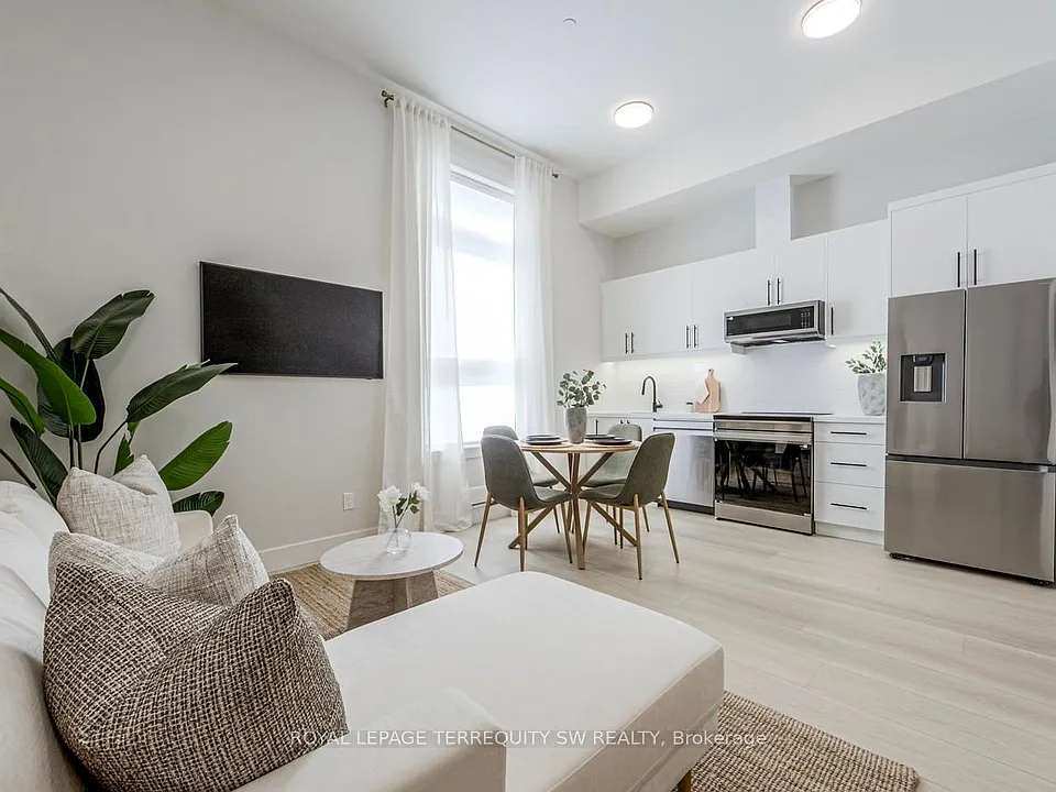 145 Clapperton St #301