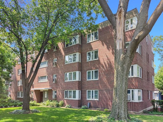 1st image of 7210 Oak Ave #2