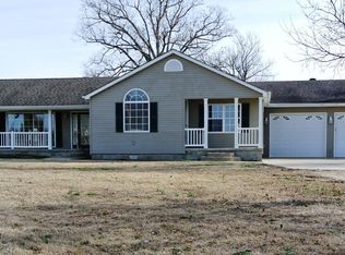 1082 County Road 470, Poplar Bluff, MO 63901