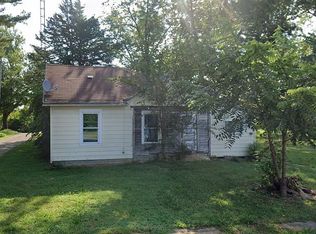 206 Sheppard St, Woodson, IL 62695