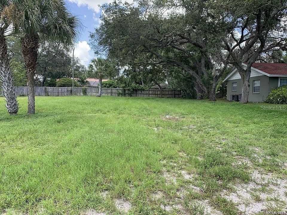 1st image of 5379 Montclair Pl