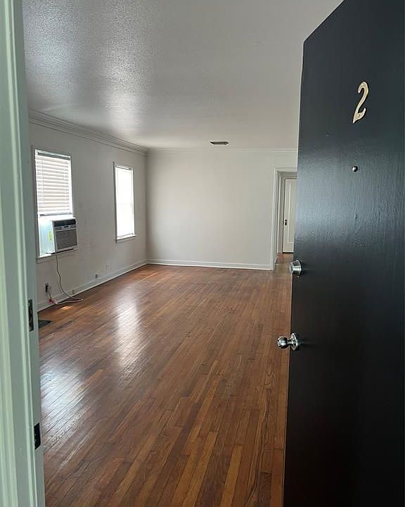 1st image of 1920 Binz St #2