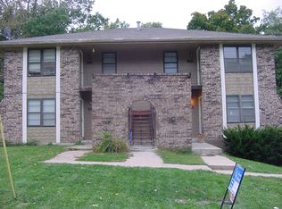 7038 Woodson Rd, Raytown, MO 64133