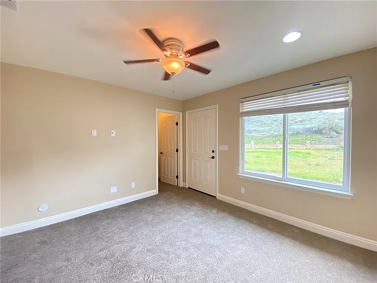 14670 Gilman Springs Rd — Photo 37