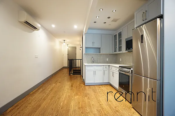 Rented by Rennit Inc. | media 31