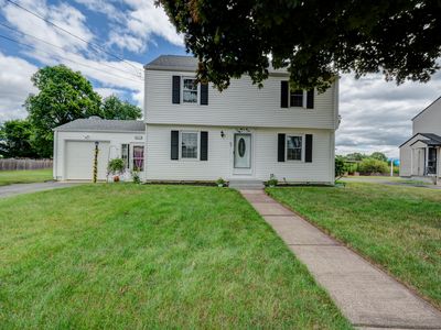 82 Knollwood Rd, East Hartford, CT, 06118