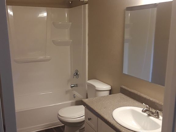 2nd image of 3829 Whitney Ave APT 21