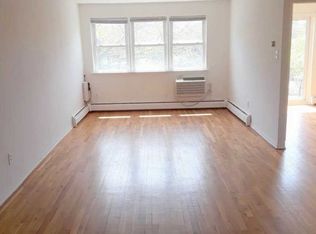 34 Bay 43rd St #2, Brooklyn, NY 11214