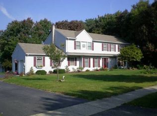 17 Valley Rd, Succasunna, NJ 07876