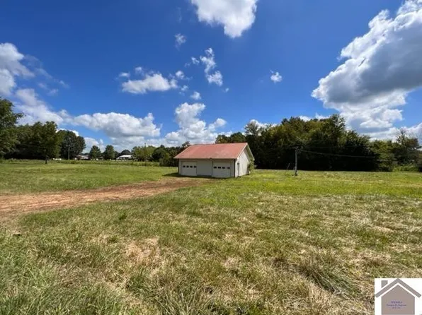 505 5th St, Hazel, KY 42049