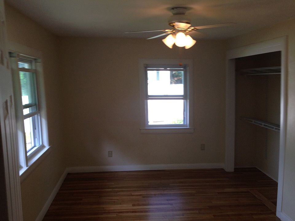 1st image of 10 Boie Ave