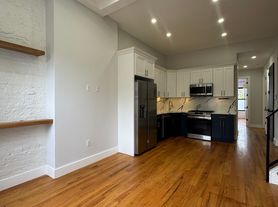 555 Chauncey St, Brooklyn, NY