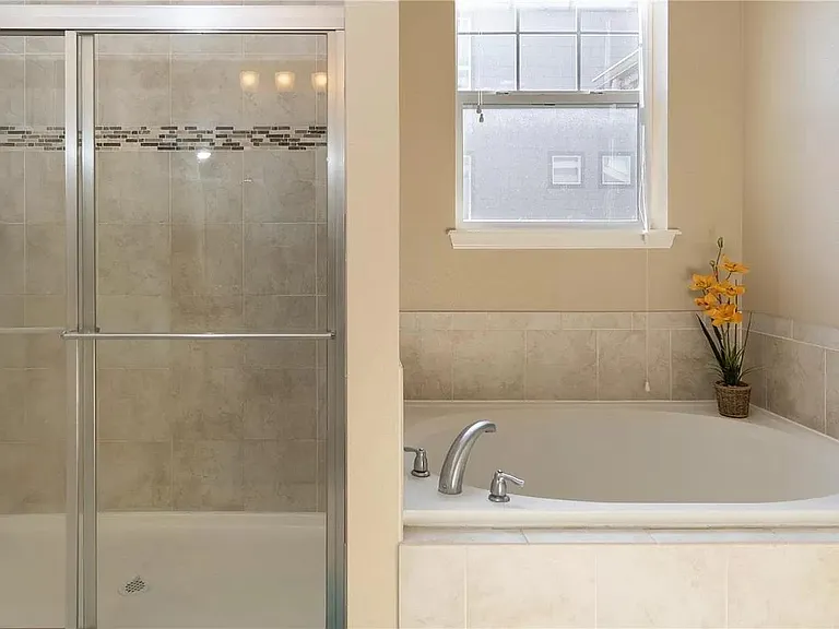 20752 Park Hollow Dr — Photo 13