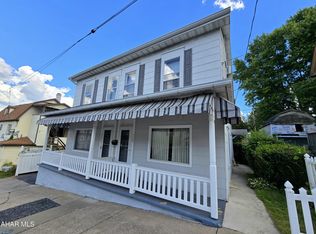 310 10th St, Altoona, PA