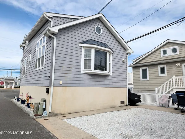 30 E Sea Way, Lavallette, NJ 08735