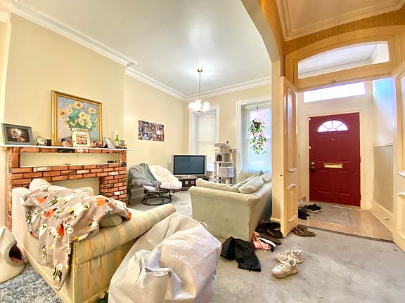 5th image of 2027 N Carlisle St