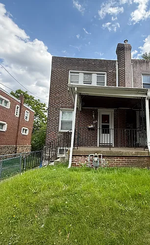 246 N 9th St Photo 1