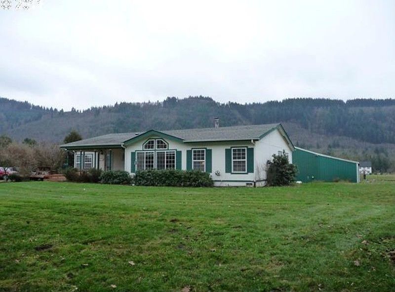 1st image of 25815 NE 415th St