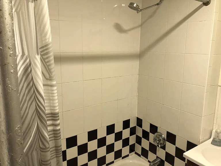 1377A Commonwealth Ave #2B — Photo 9