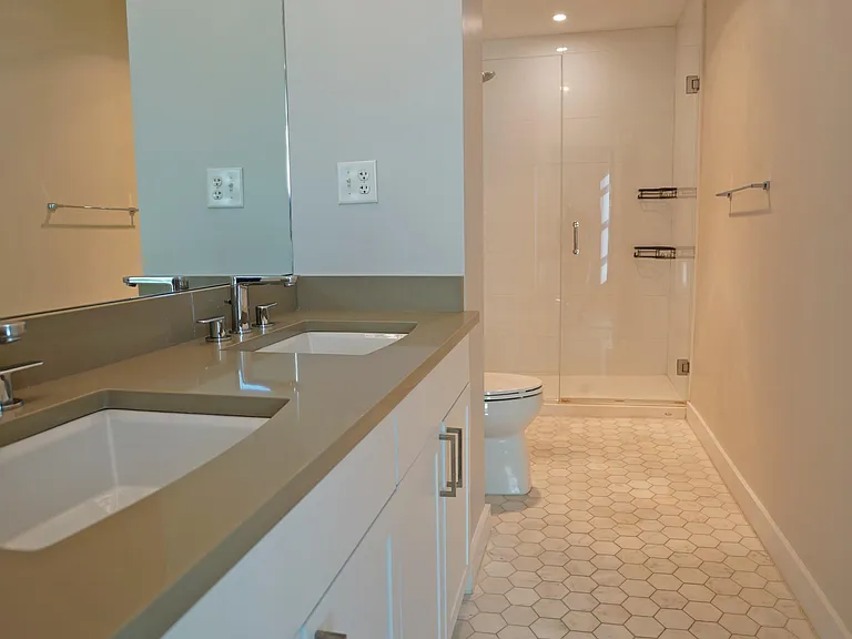 1650 Commonwealth Ave #303 — Photo 8