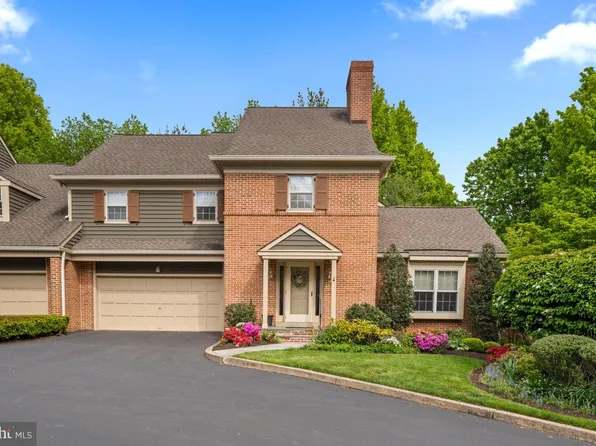 16 Blakemore Ct, Doylestown, PA 18901