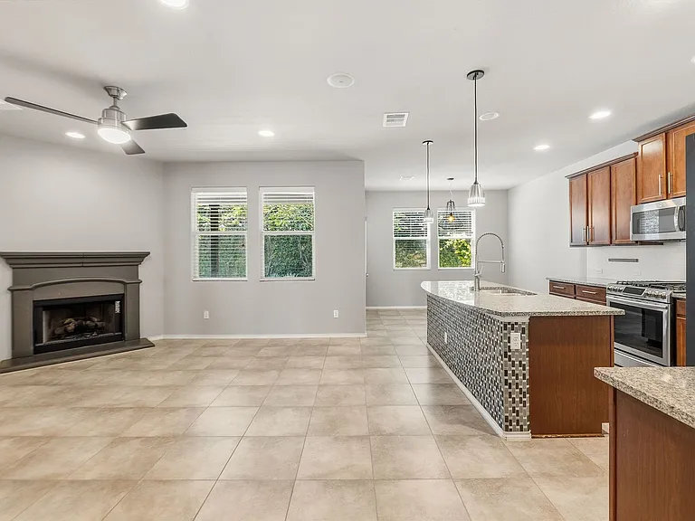 7312 Lookout Bluff Ter — Photo 8