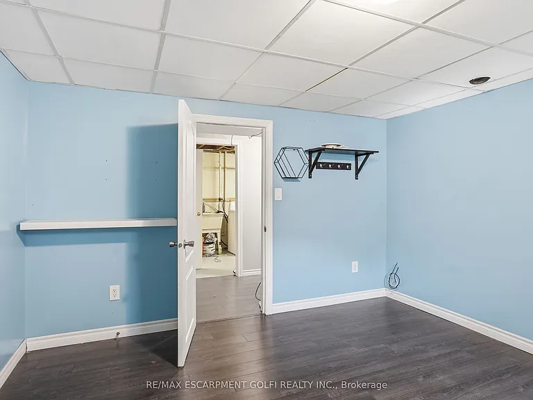 1318 Fisher Ave — Photo 14