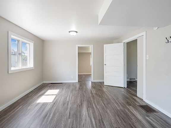 2nd image of 2509 Olive St